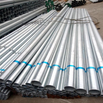 Strikte test Regular Spangle gegalvaniseerd stalen ronde buis met zekerheid en licht geolied