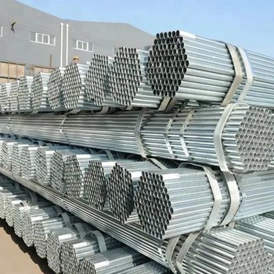 Strikte test Regular Spangle gegalvaniseerd stalen ronde buis met zekerheid en licht geolied