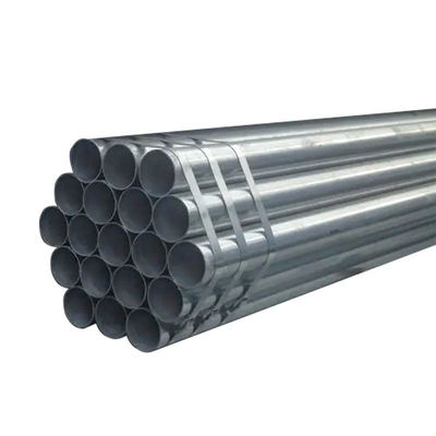 Lasservice gegalvaniseerde stalen buis met een diameter van 40 mm met regelmatige spangels en bevestigingen