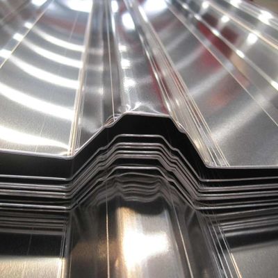 Warme vraag Regelmatige Spangle gegalvaniseerde ijzeren dakplaat met aangepaste breedte en maten 600-1250mm