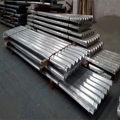 Warme vraag Regelmatige Spangle gegalvaniseerde ijzeren dakplaat met aangepaste breedte en maten 600-1250mm