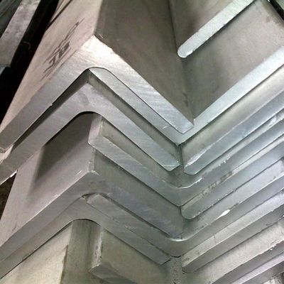 Aangepast staal hoek 4x4x3 8 met A36-A992 Grade Shop Primer en Shot Blasting