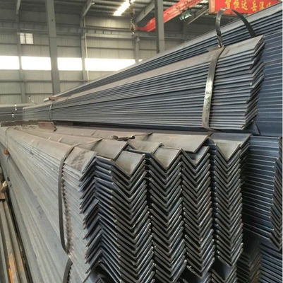 Op maat gemaakt ontwerp van 50x50 staal hoekbalk met shop primer en Shot Blasting ±1% tolerantie