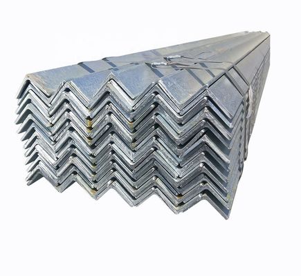 Rechthoekstaal 1*1 in AISI ASTM BS DIN GB JIS EN-standaard met shop primer en shotblasting